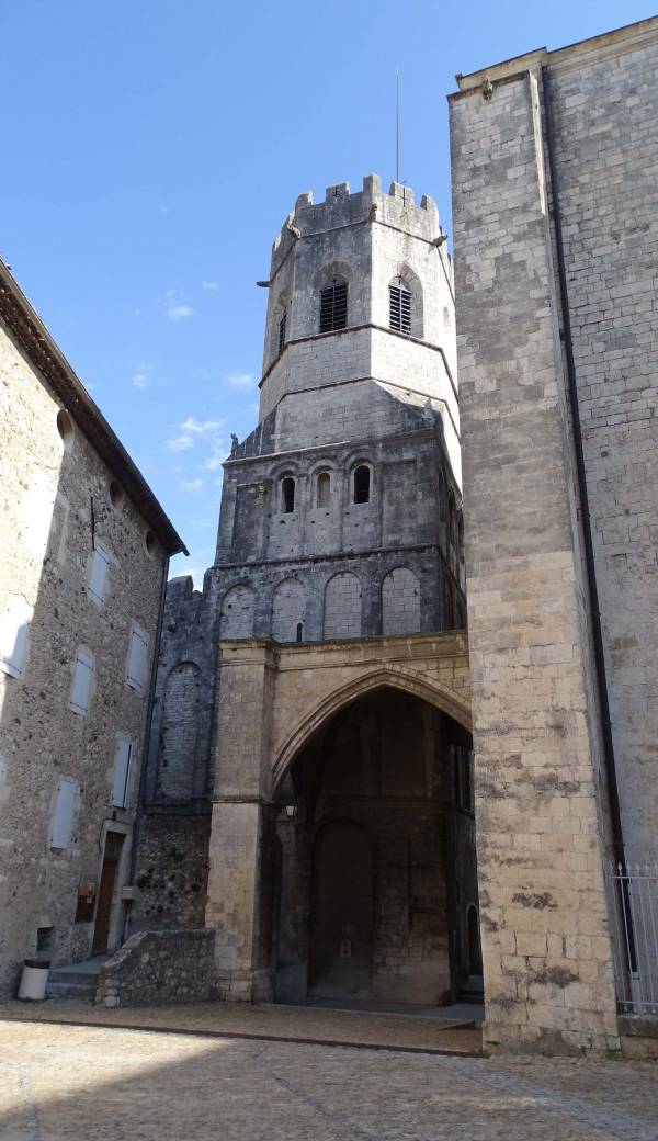 Viviers_1.jpg